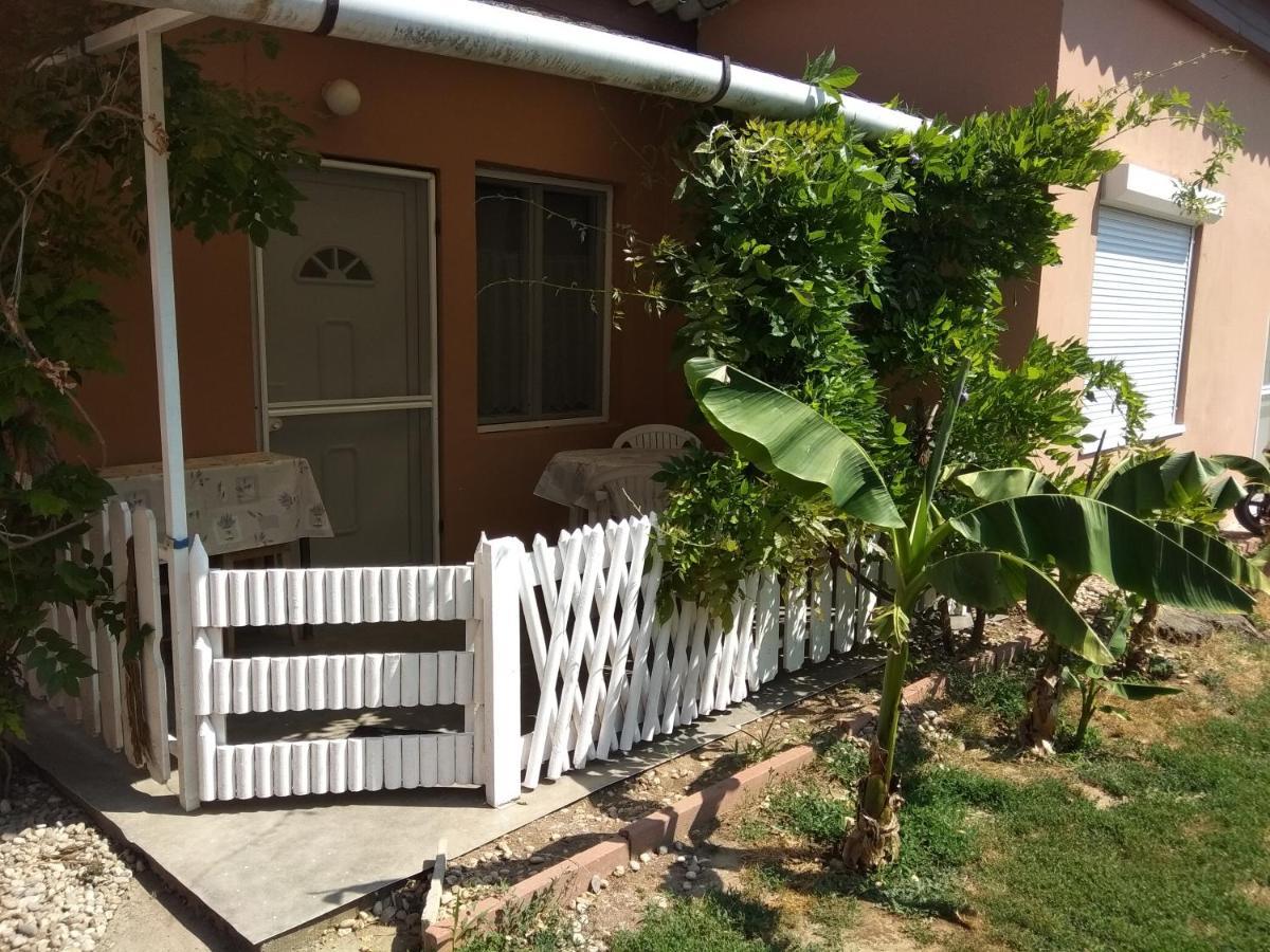 Amira Apartman Balatonlelle Zewnętrze zdjęcie